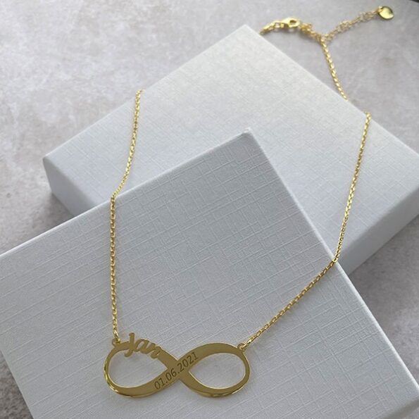 Infinity-necklace-one-name_larina jewellery